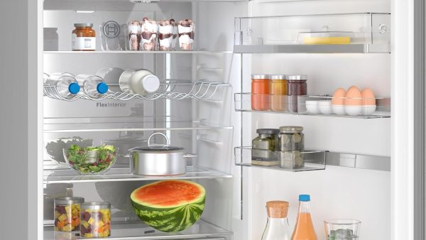 Bosch KGN49AIBT, Série 6, Réfrigérateur combiné pose-libre, 440 L, 203 x 70 (H x L), Inox anti trace de doigts [Classe énergétique B] – Image 6