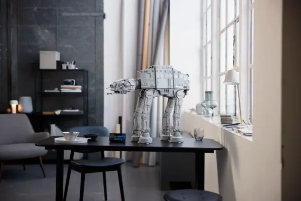 LEGO® Star Wars™ AT-AT™ UCS (75313) – Image 6
