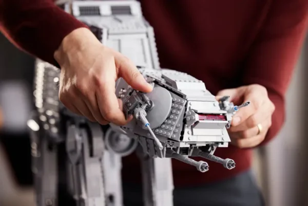 LEGO® Star Wars™ AT-AT™ UCS (75313) – Image 7